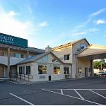 Accommodation near Pearl Street Nightclub - Quality Inn & Suites Northampton