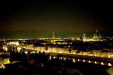 florence night photo - Arthur Tilley/Stockbyte/Getty Images