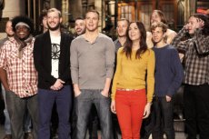 SATURDAY NIGHT LIVE - Episode 1611